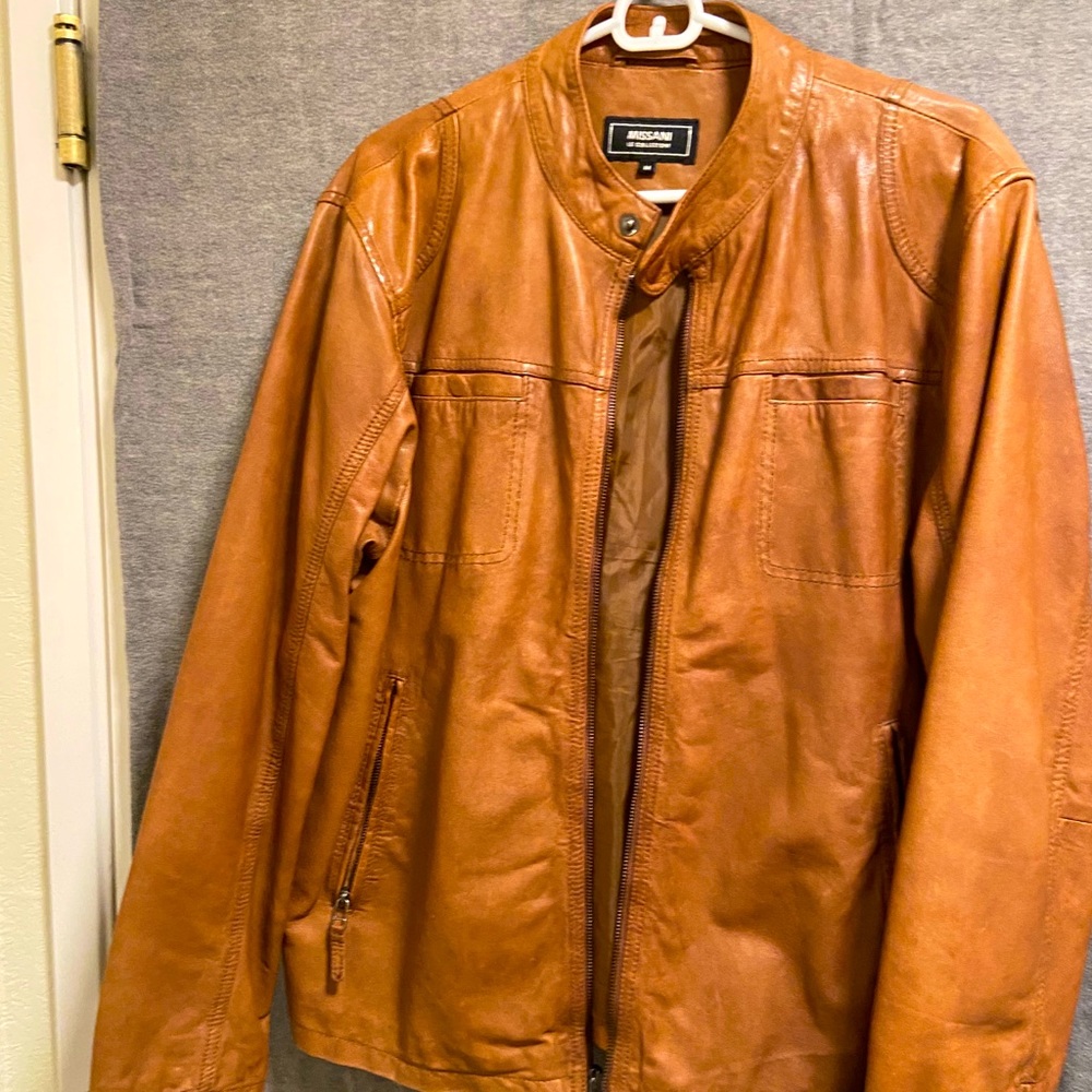 Missani Le Collezioni Lambskin Café Racer Jacket